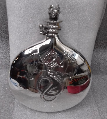 6oz Dragon Sporran Flask with Dragon head Captive top (F104) (image for) 6oz Dragon Sporran Flask with Dragon head Captive top (F104)